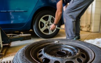 5 Important Tips Dealers Should Consider Before Buying Car Tyres Car tyres