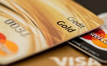 How are Credit Cards and Debit Cards Different?