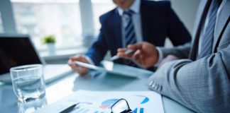 How To Pick Up The Right Professional Attorney And Pick The Right Malpractice Law Firm law firm